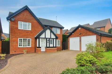 4 bedroom detached house for sale