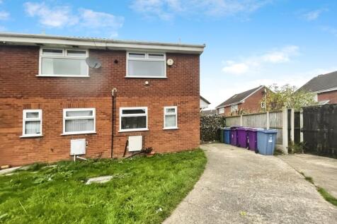 2 bedroom semi-detached house for sale