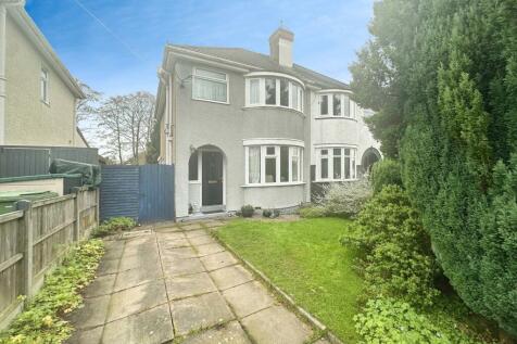 3 bedroom semi-detached house for sale