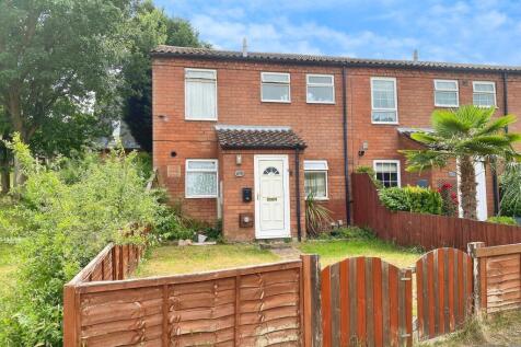 3 bedroom end of terrace house for sale