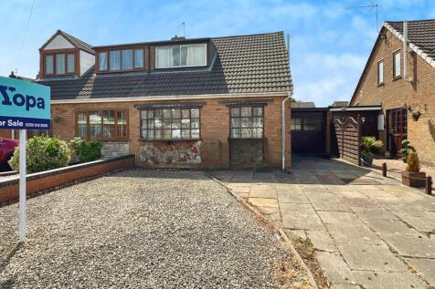 3 bedroom semi-detached bungalow for sale