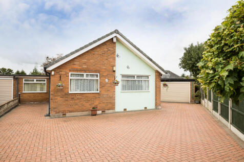 3 bedroom detached bungalow for sale