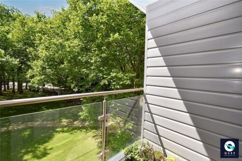 2 bedroom property for sale