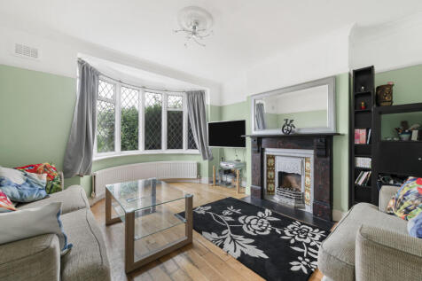 Wickham Chase, West Wickham, BR4 4 bed semi