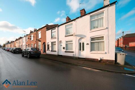 Crompton Road, Macclesfield, SK11 8EZ 2 bed terraced house for sale