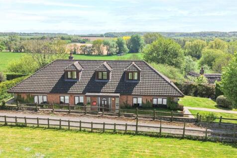 6 bedroom detached house for sale