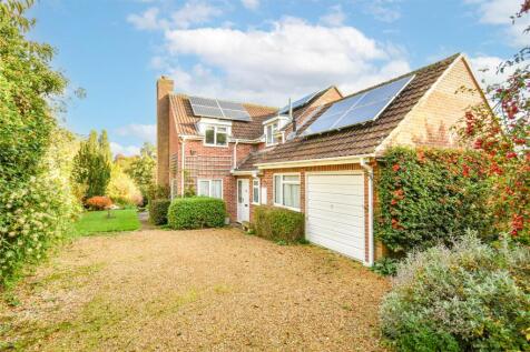 Bergamot Close, Manton, Marlborough... 4 bed detached house for sale