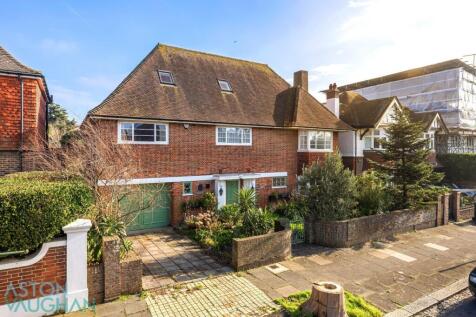 Princes Square, Hove BN3 5 bed detached house for sale