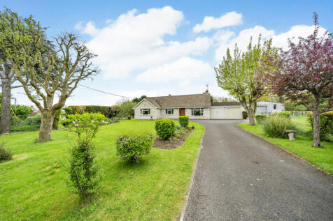 Taunton Road, Ashcott, TA7 4 bed detached bungalow for sale