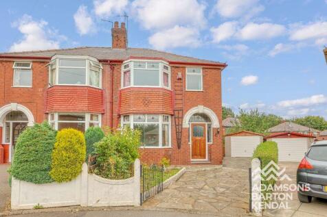 Laburnum Terrace, Queensway, Rochdale 3 bed semi