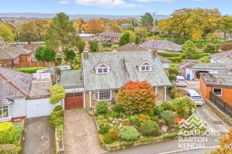 Moorland Avenue, Norden, OL11 3 bed detached bungalow for sale
