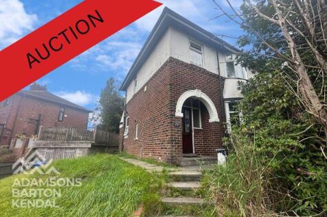 Hartley Lane, Queensway, OL11 3 bed semi