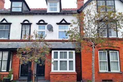 4 bedroom terraced house for sale