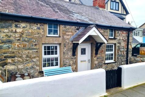 1 bedroom semi-detached house for sale