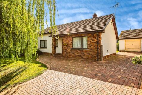 3 bedroom bungalow for sale