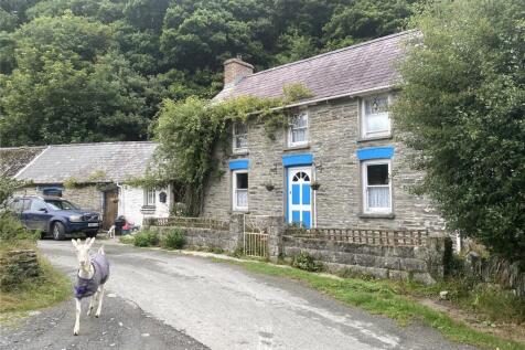 2 bedroom detached house for sale