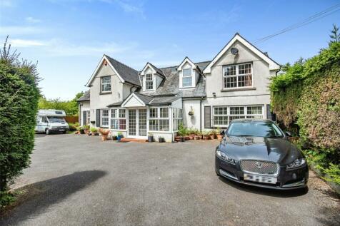 6 bedroom detached house for sale