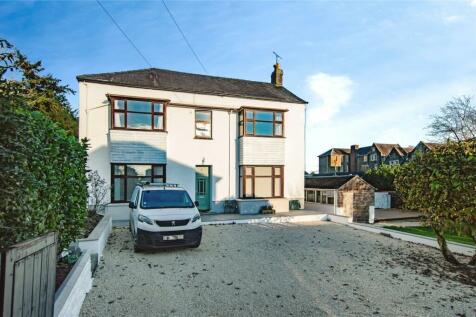 4 bedroom semi-detached house for sale