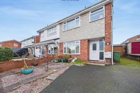 Queensway, Gwersyllt, Wrexham, LL11 3 bed semi