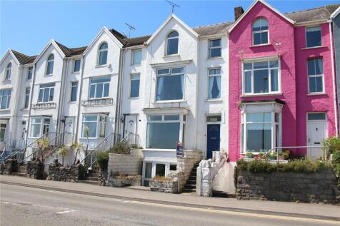 9 bedroom terraced house for sale