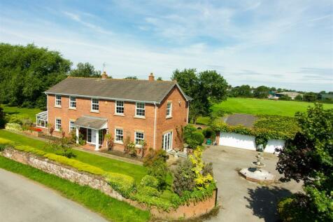 4 bedroom country house for sale