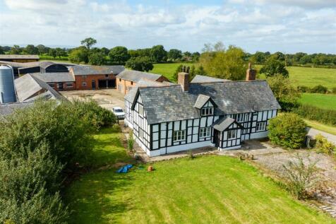 6 bedroom country house for sale