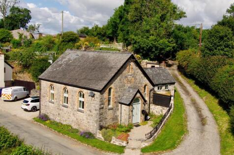 Craigllwyn, nr Oswestry. 4 bed detached house for sale