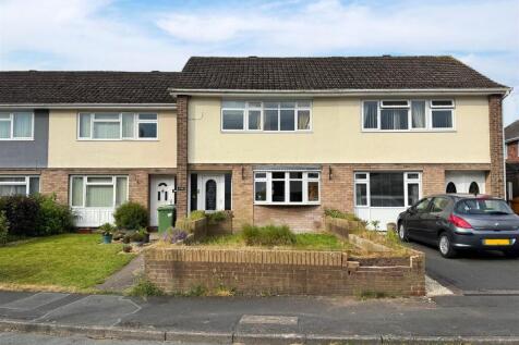 Berwyn View, Ellesmere. 3 bed terraced house for sale