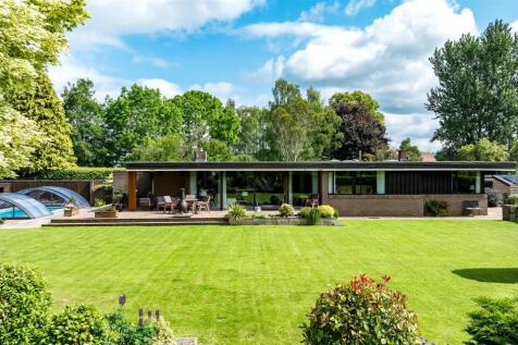 3 bedroom bungalow for sale