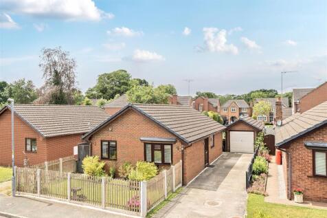 Oakwood Park, Penley. 2 bed detached bungalow for sale