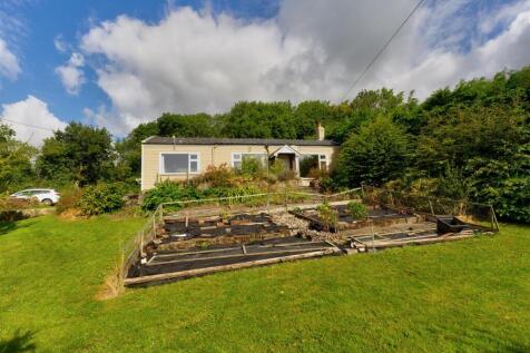 Craigllwyn, nr Oswestry. 4 bed property with land for sale