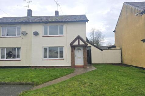 2 bedroom semi-detached house for sale