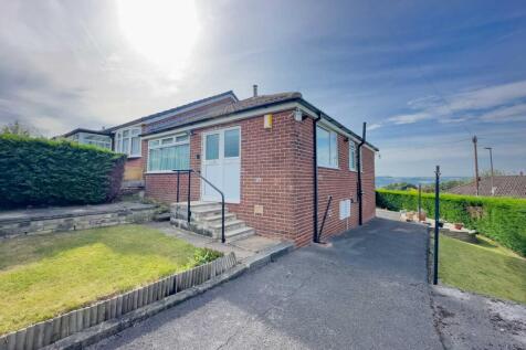2 bedroom semi-detached bungalow for sale