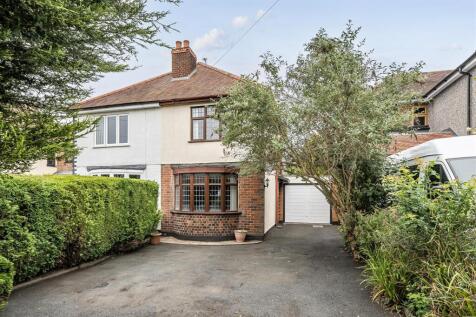 2 bedroom semi-detached house for sale