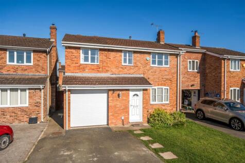 16 Davies Drive, Wem, Shrewsbury, SY4... 4 bed detached house for sale