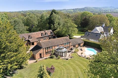 2 Hinton Court, Lea Cross... 3 bed barn conversion for sale