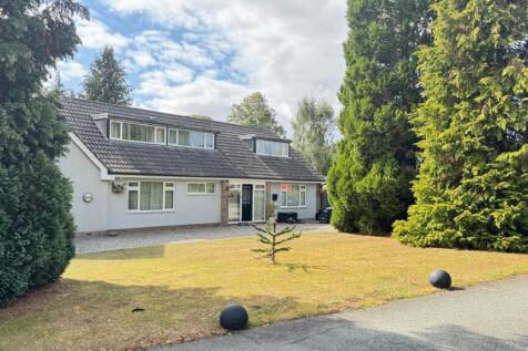 The Pippins, Field House Drive, Meole... 5 bed detached house for sale