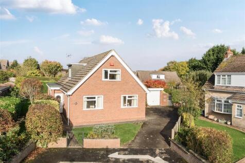 65 Larkhill Road, Shrewsbury, SY3 8XJ 4 bed detached bungalow for sale