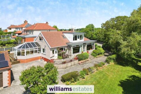4 bedroom detached bungalow for sale