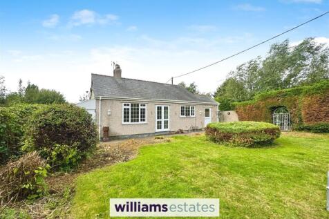 4 bedroom detached bungalow for sale