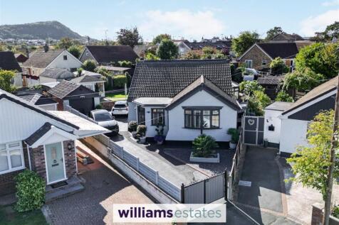 3 bedroom detached bungalow for sale