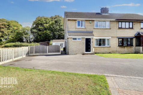 Ruthyn Avenue, CHESTERFIELD 3 bed semi