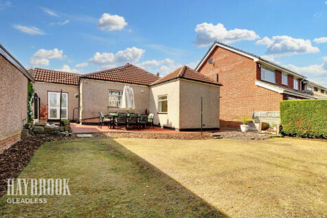 Bartle Road, Sheffield 3 bed detached bungalow for sale