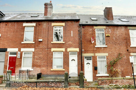 3 bedroom terraced house for sale