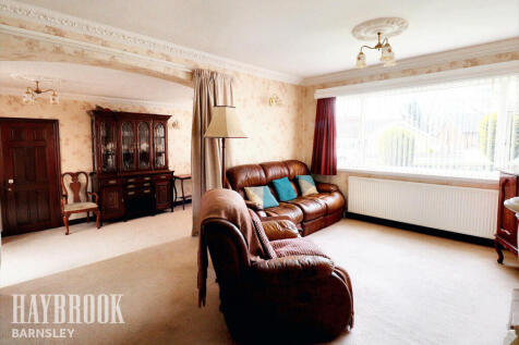 Moorgreen Close, Pogmoor 3 bed detached bungalow for sale