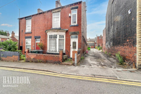 2 bedroom semi-detached house for sale