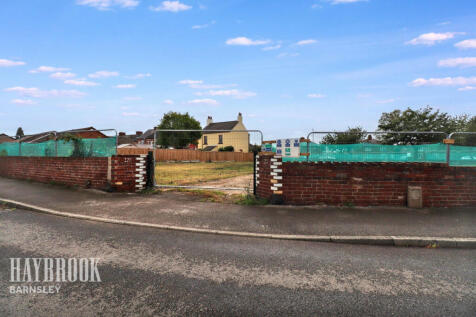High Street, Royston Land for sale