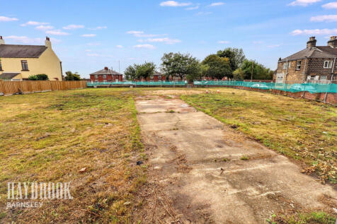 High Street, Royston Land for sale