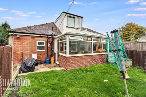 3 bedroom semi-detached bungalow for sale