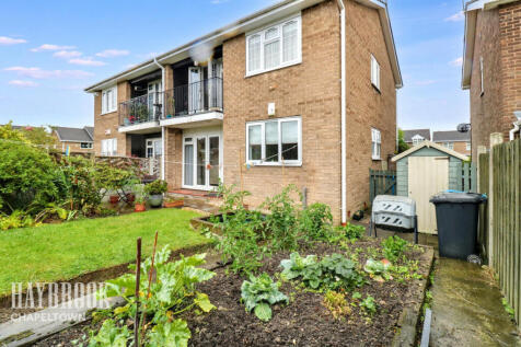 Rockwood Close, Chapeltown 2 bed flat for sale